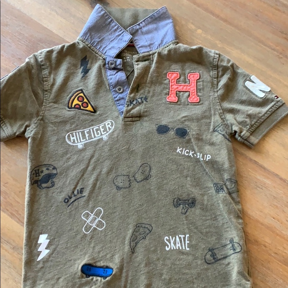Boys 6/7 Tommy Hilfiger printed Polo shirt- Skater